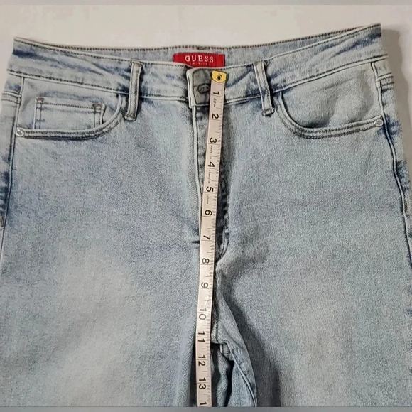 Guess High Rise Loose Boyfriend Denim Blue Jeans Raw Hem SZ 31 W Light  Wash - Picture 8 of 9